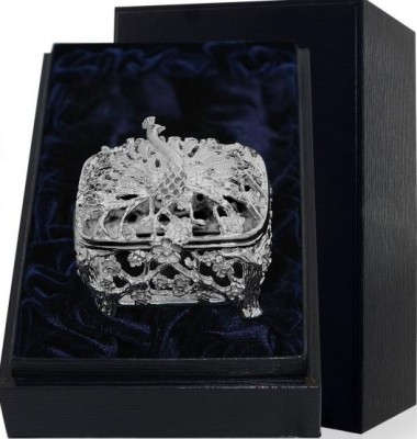 527ШК00006 Серебряная шкатулка «Павлин» с чернением в подарочном футляре